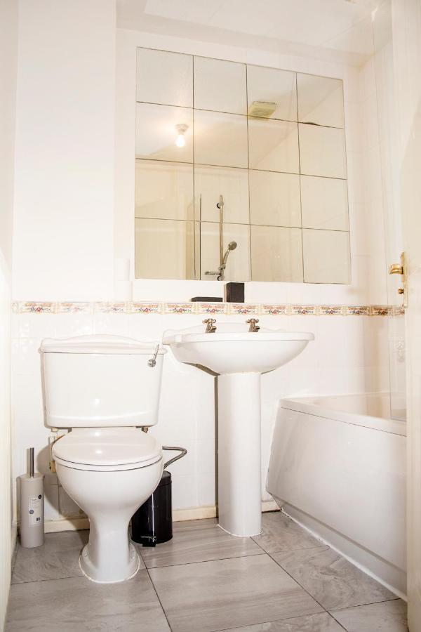 Cosy 3-Bed Home Close To City Centre Manchester Eksteriør bilde